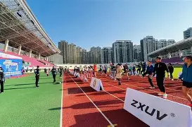 比赛节奏持续高位，强度贯穿全场